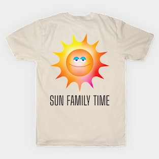 sun family time 8 T-Shirt